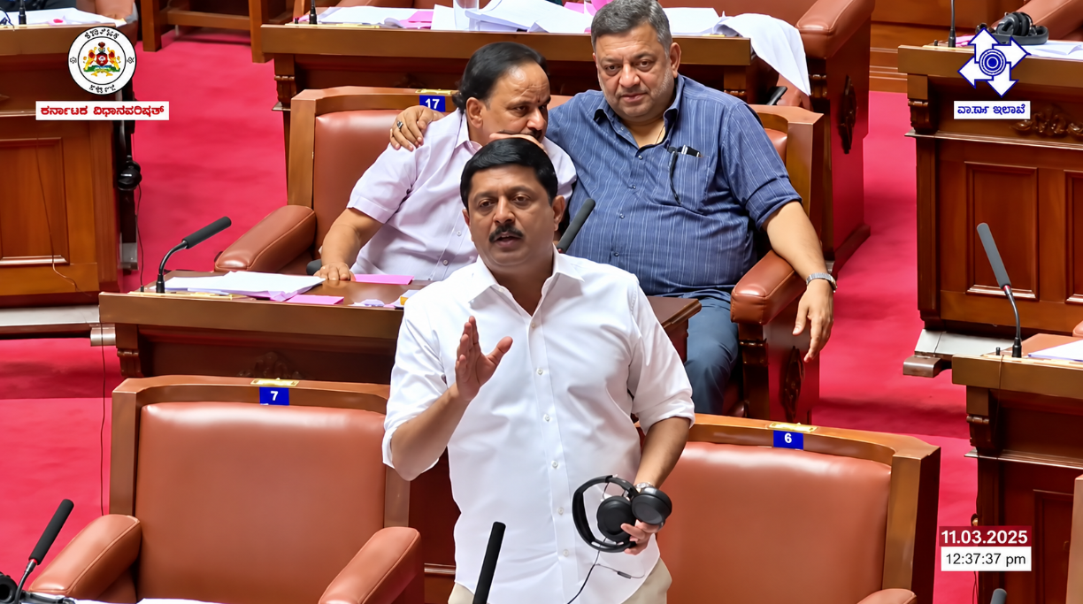 Transport dept faces ₹8,000 cr loss, says minister 