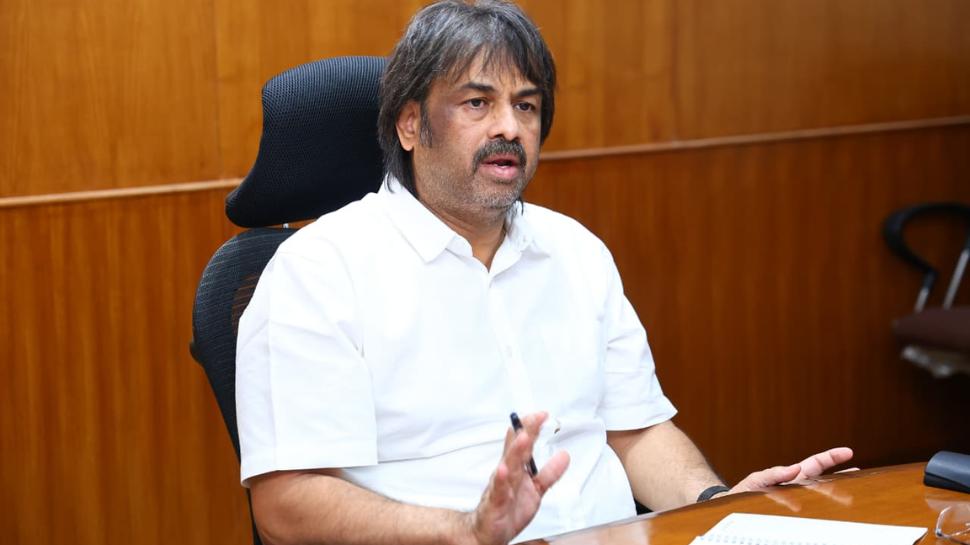 Minister Bangarappa dismisses substandard shoe claims