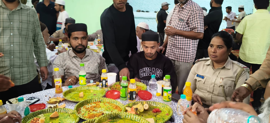 Dawat-e-Iftar held at Jama Masjid in Bidar