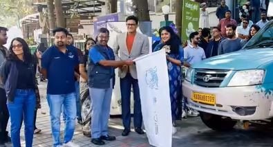 Anil Kumble flags off urban wildlife ambulance
