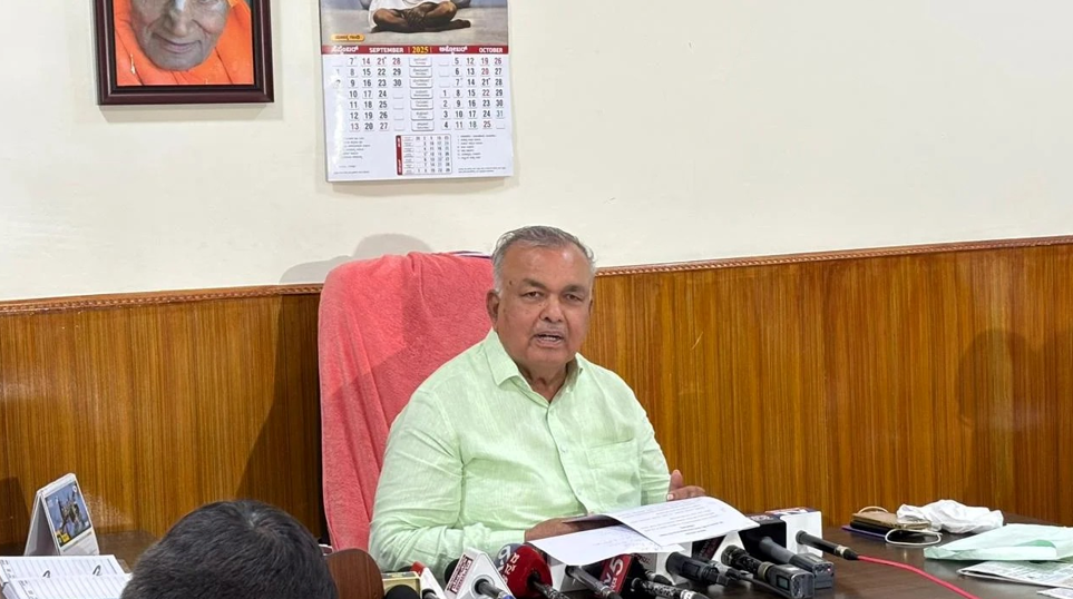 Ramalinga Reddy stresses passenger safety, strict action against negligence