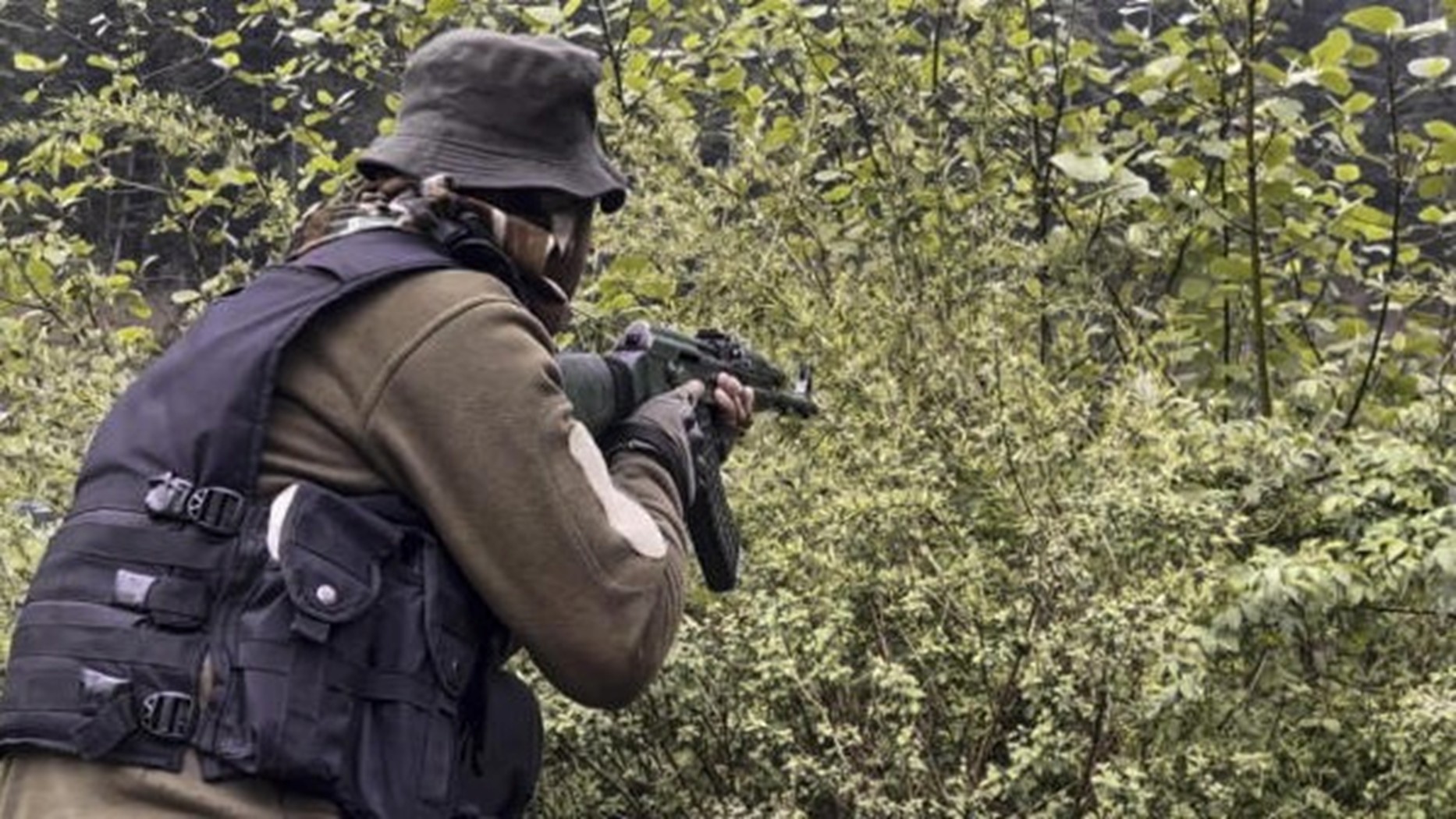 Forces intensify terrorist hunt in KishtwarJammu
