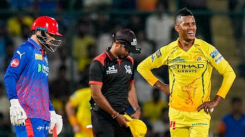 IPL 2026: Akeal Hosein Thrives on Skill, Mental Strength in Powerplay Role
