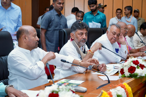 Officials Review Bengaluru’s Five Guarantee Schemes Progress