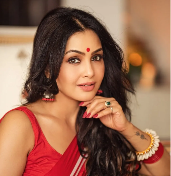 Shubhangi Atre Shares Life as Single Mom