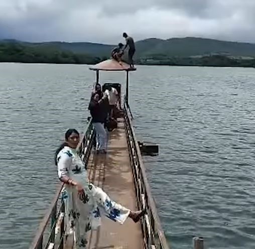 Tourist Recklessness at Ayyanakere Sparks Safety Concerns