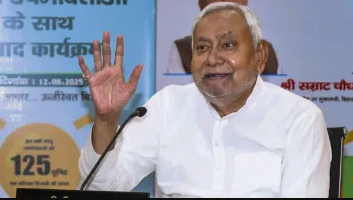 Bihar to Give Rs 1,000 Monthly to Graduates