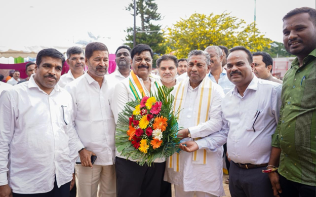 Food Minister KH Muniyappa inaugurates food exhibition in Mysuru