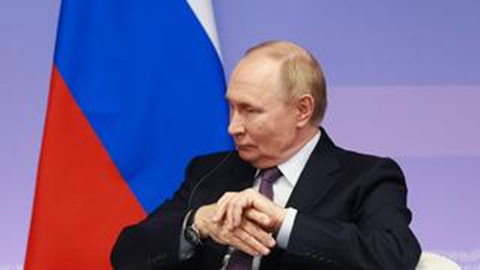 Putin warns western troops in Ukraine