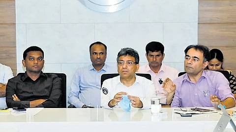 Civic Projects Delayed: Tushar Girinath Reviews Progress with 5 Commissioners