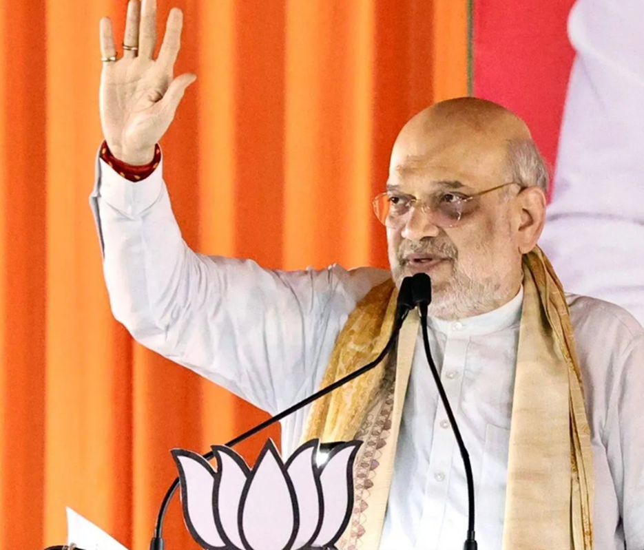 Amit Shah attacks Lalu and Sonia for 'dynastic Politics’