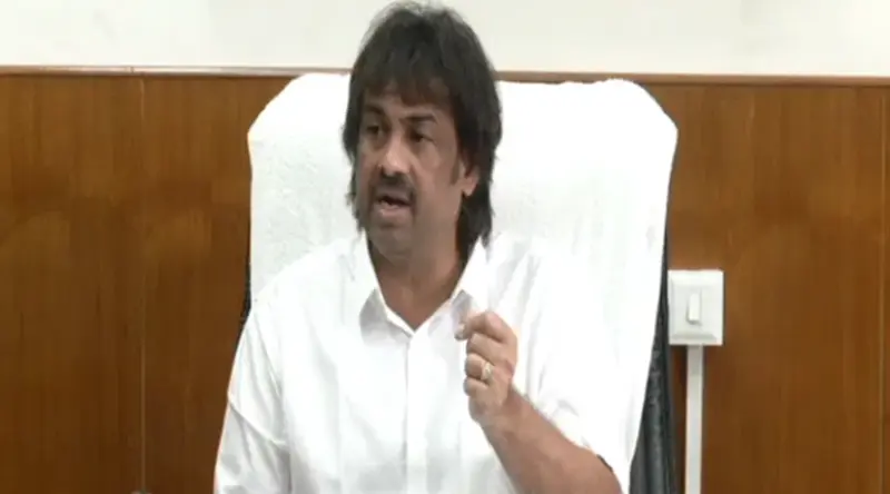 Karnataka to recruit 18,000 teachers soon: Bangarappa