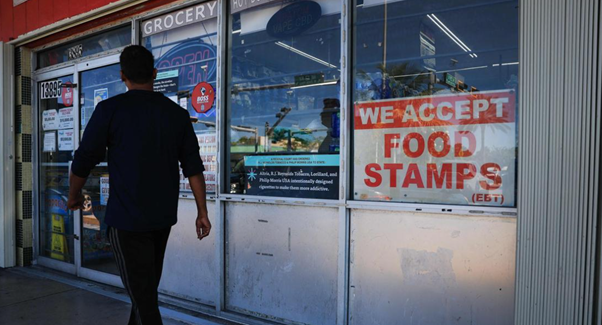 Judge blocks Trump admn’s move to suspend food aid during govt shutdown