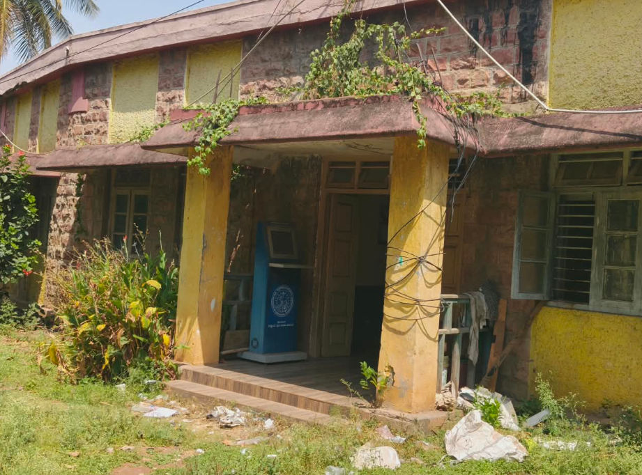 Unhygienic Conditions at Horticulture Office Raise Concerns