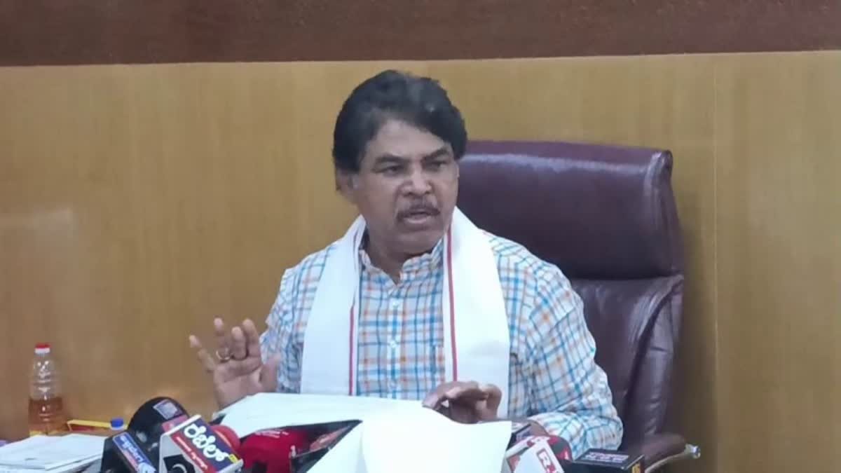 Ashoka seeks clarification over alleged Bangladeshi residents at Kogilu Cross