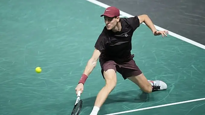 Sinner Opens Paris Masters Campaign with Confident Win