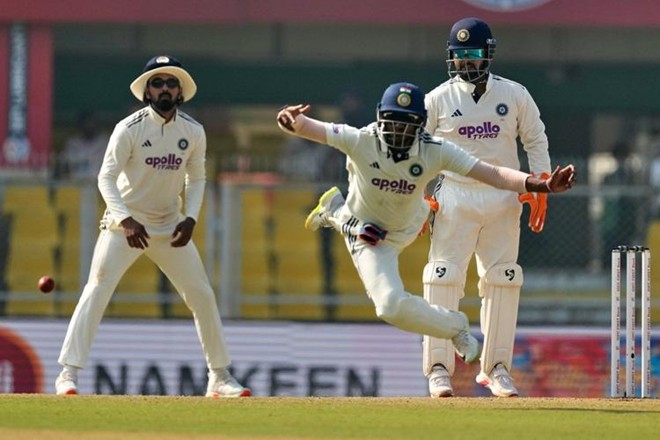 IND vs SA, 2nd Test: India Reel at 27/2 Chasing 549 on Day 4