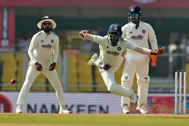 IND vs SA, 2nd Test: India Reel at 27/2 Chasing 549 on Day 4