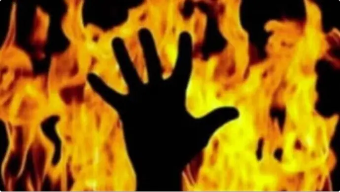 Woman’s family sets lover’s mother on fire