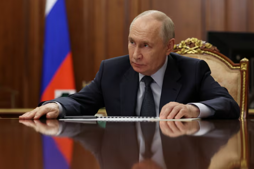 Putin is ready to talk with EU but won't make the first move, Kremlin says