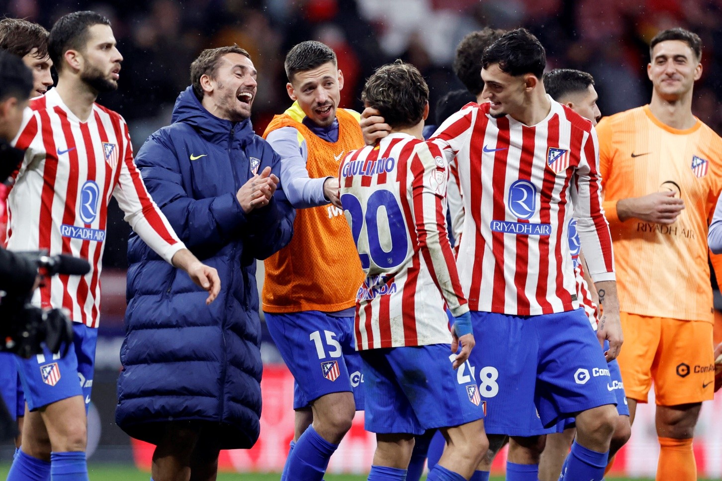 Atletico rout Barcelona 4-0, take commanding Copa del Rey semi-final lead