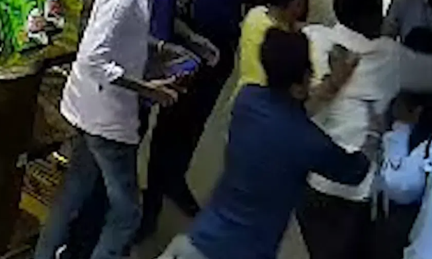 Youths Assault Security Guard and Hotel Staff in Ballari, Case Registered