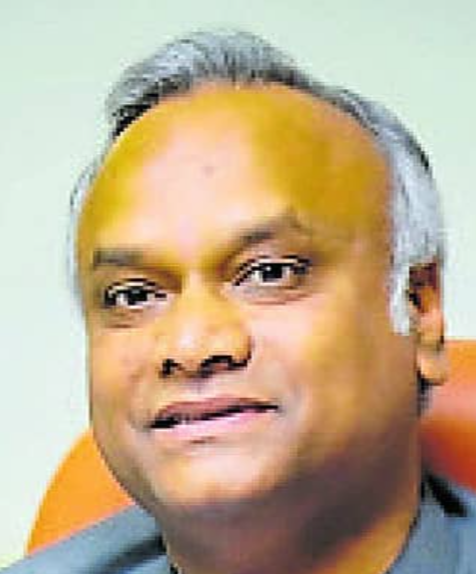 Kharge, Patil retain Karnataka cabinet positions