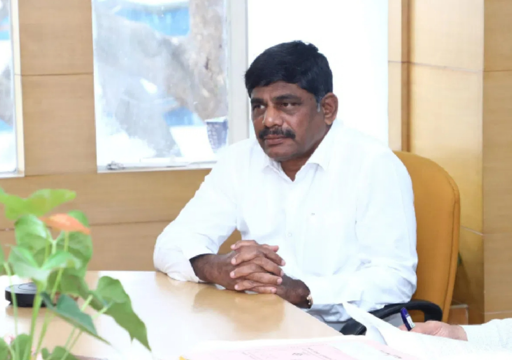 Politics never stays permanent: DK Suresh