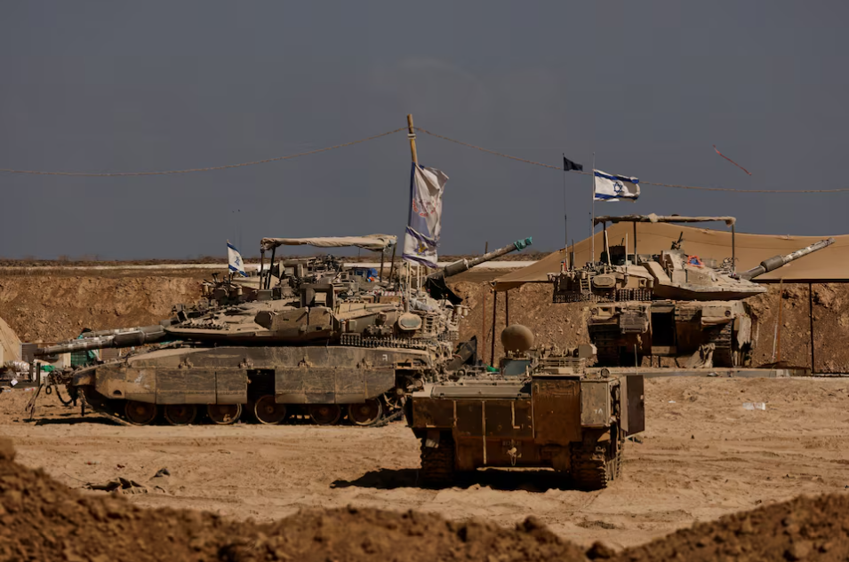 Israel Advances in Gaza City as Civilians Flee Amid Airstrikes