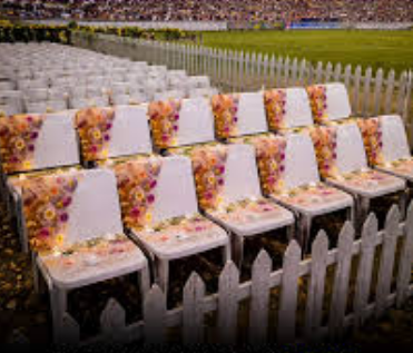 RCB honors fallen fans in emotional opener