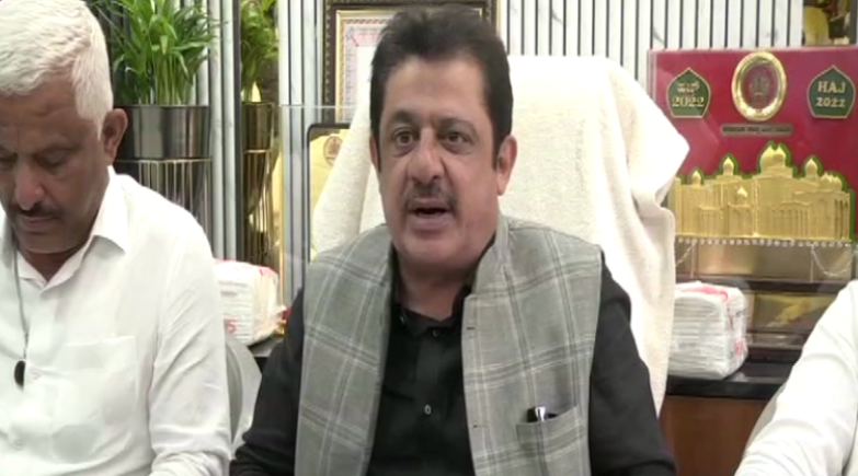 Zameer Ahmed slams Kumaraswamy over Chief Minister dreams