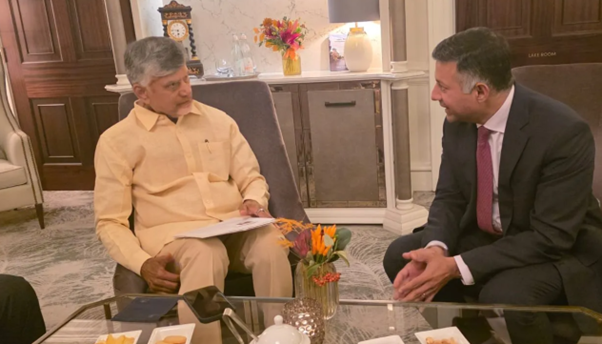 AP CM explores varsity partnership in London
