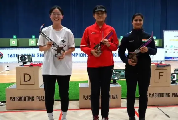 Manu Bhaker clinches 10m Air Pistol bronze