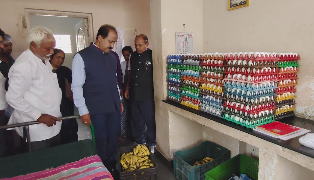Food Commission conducts surprise inspections across Koppal