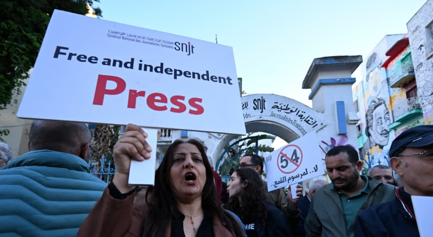 Journalists face growing threats censorship, legal pressure