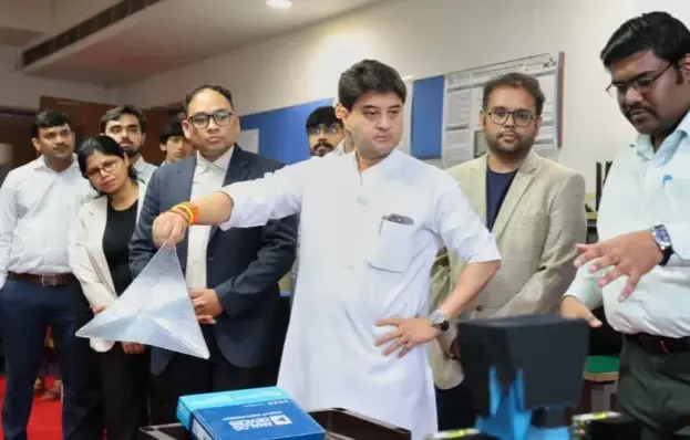 Scindia urges youth to lead ‘Vishwaguru Bharat’