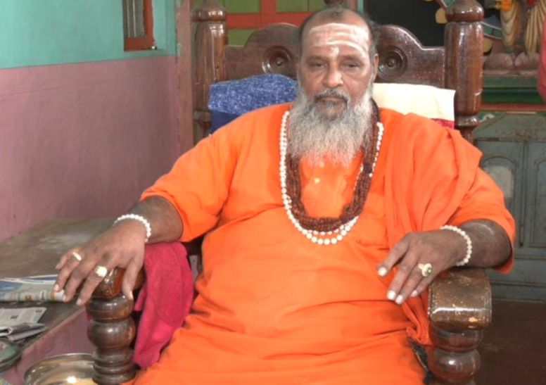Jagadguru gives cryptic hint on Shivakumar’s future