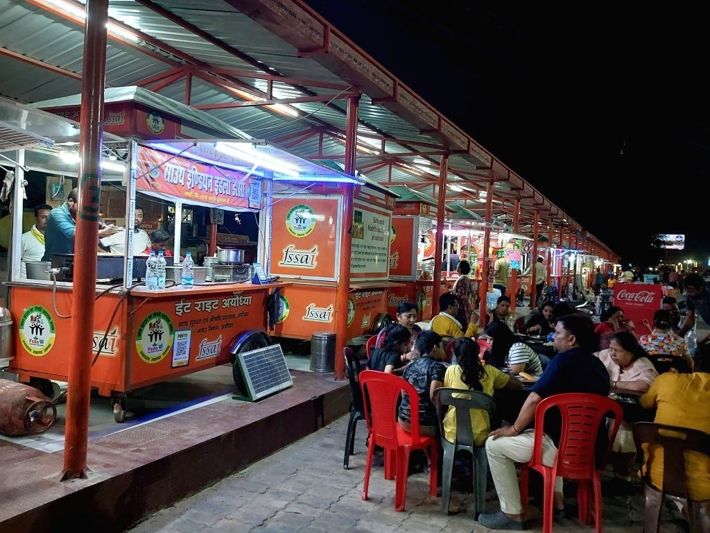 Temple scam fallout: Ayodhya market stalls empty