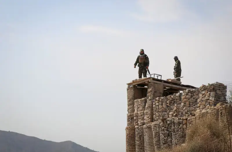 Afghan fires at Pak jets as Kabul rocked by blasts