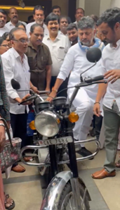 Bike ride by DK Shivakumar highlights Bengaluru’s pothole plight