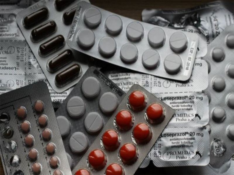 Trump hits imported drugs with massive tariffs
