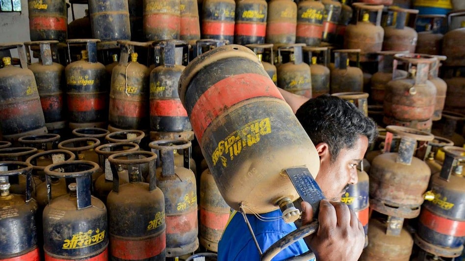 LPG shortage hits Bengaluru PGs, tenants seek work-from-home option
