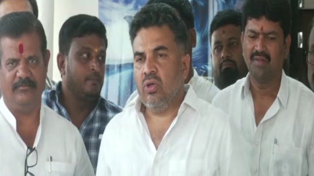‘Bumper gift’ likely for DK Shivakumar by May 15: MLA Ranganath