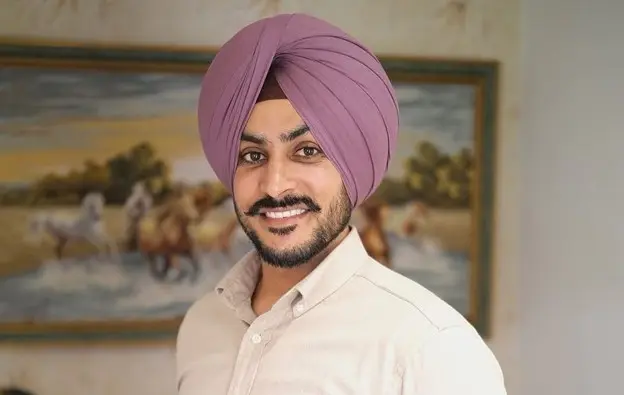 Punjabi Singer-Actor Rajvir Jawanda Dies in Crash