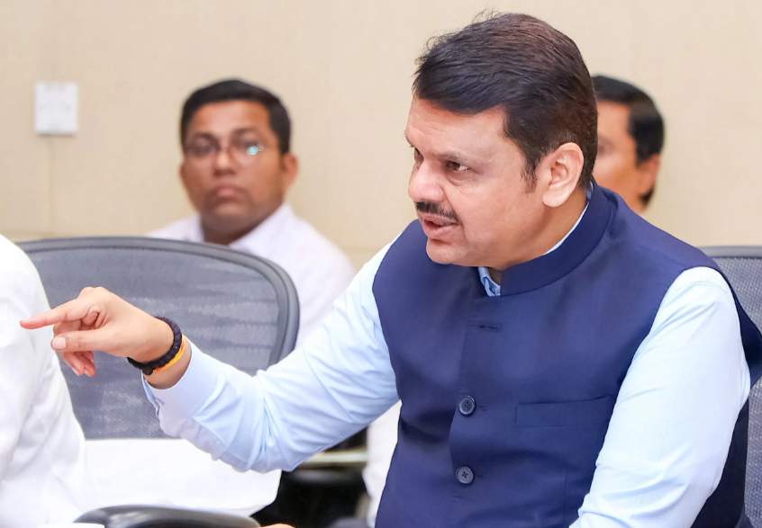 Fadnavis vows to uphold Constitution amid protests