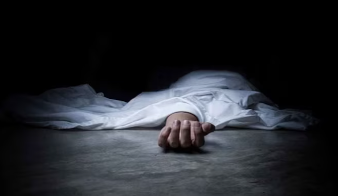Youth killed by friends during early-morning tea outing