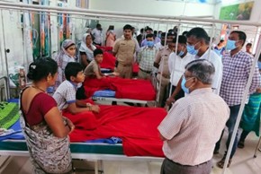 Satish Jarkiholi Visits Hospitalized StudentsCH NEWS