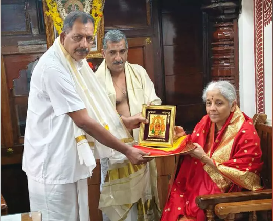Nirmala Sitharaman visits Kollur Sri Mookambika Temple