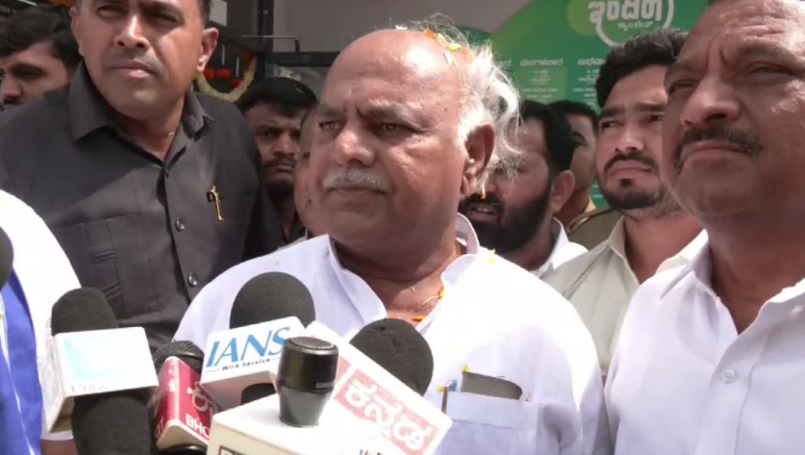 Minister backs Kharge’s authority on RSS ban remarks