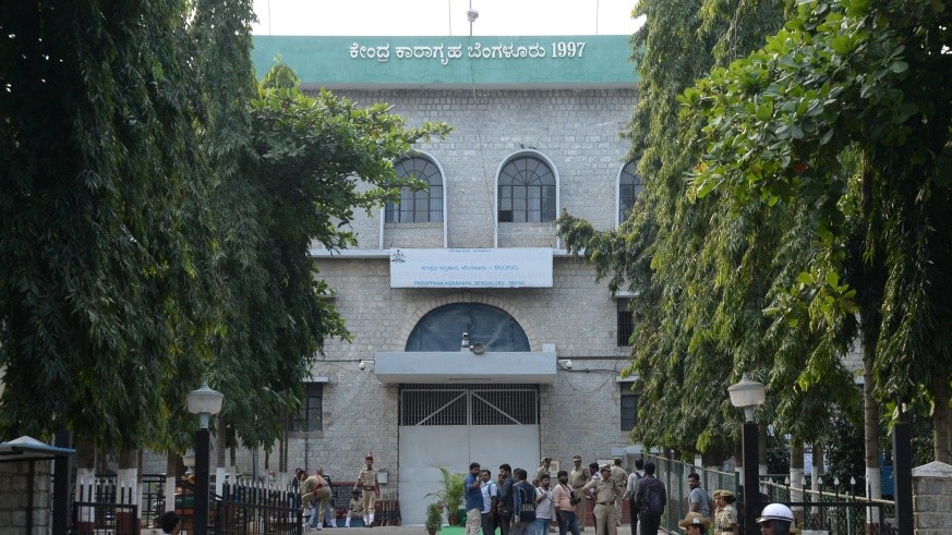 Raids at Bengaluru prison yield sharp objects, mobile phones